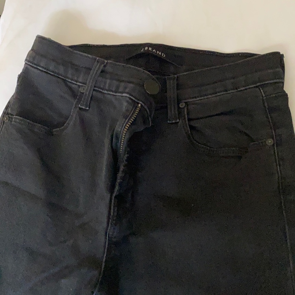 Jbrand Alana crop